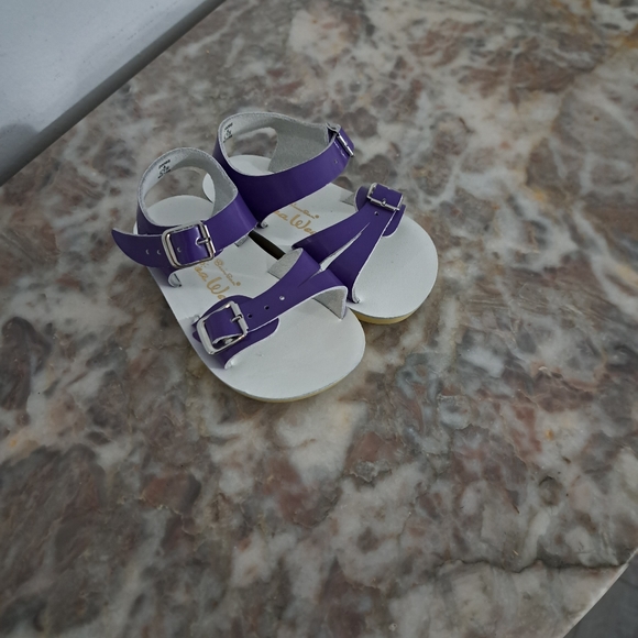 Sun-San Sea-Wee Kids Girls Purple Sandals Size 4 New Unboxed - Picture 1 of 1